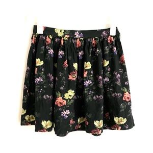 Aritzia Talula Floral Silk Blend Mini Skirt Black 8